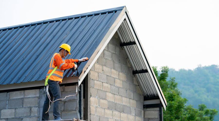 Expert Emergency Roof Repairs services in Gilbertown, AL